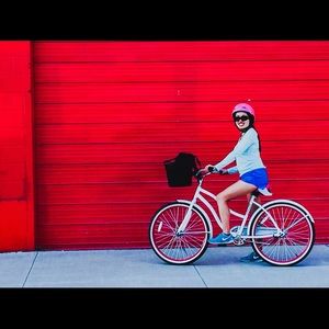 Meet your Posher, Nicole